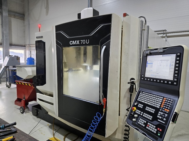 more images Milling machine  DMG Mori CMX 70 U 3+2

